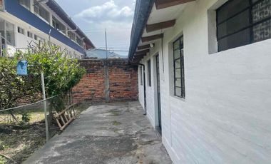 Venta de terreno con árboles de limón
