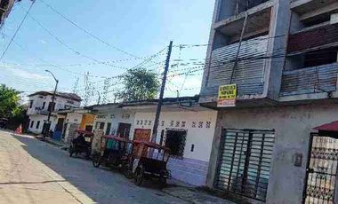 En Venta una propiedad de 4 pisos en construcción para vivienda y alojamiento