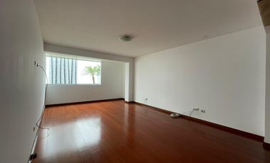 Lindo Flat 1er Piso 230 m² en Monterrico - Surco