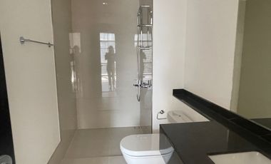 WEST GALLERY PLACE: 2BR FOR RENT, 120 sqm, 11th flr, Semi-Furnished, 1 parking, P150,000/mo.