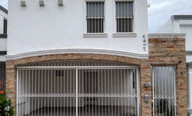 Casa en Renta en Cerradas de Cumbres