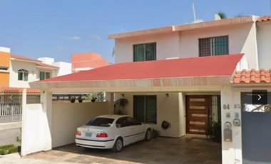 CASA EN VENTA AHORRO HASTA 60% DEL VALOR REAL POR ULTIMA ETAPA DE RECUPERACION BANCARIA Central de Abastos, Zapotlán el Grande, Jalisco