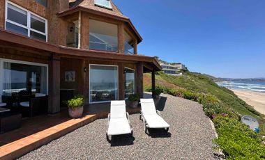 se vende dpto primera línea al mar BERANDA