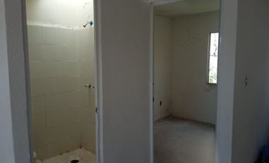 CASA EN VENTA EN HUEHUETOCA