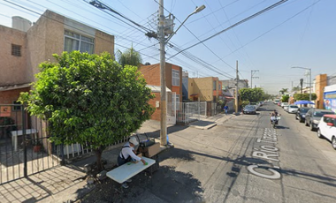 Hermosa casa en condominio, excelente ubicación. C. Río Tizapán 1363, Atlas, 44870 Guadalajara, Jal.