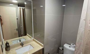 arriendo departamento amoblado con 2 estacionamientos