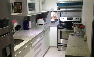 Venta departamento más una suitte, remodelado, primer piso urdesa central.