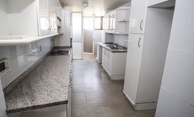 Av. Nueva Costanera 3148 Depto 102