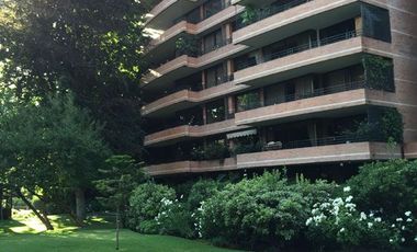 Av. Nueva Costanera 3148 Depto 102