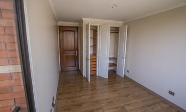 Av. Nueva Costanera 3148 Depto 102