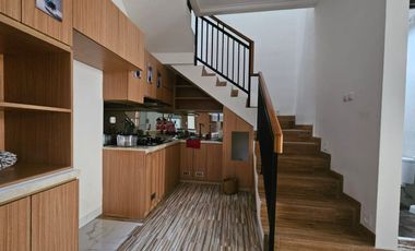 Rumah Bagus,cluster Nusa Indah Bali, Kavling Deplu, Kreo Selatan.