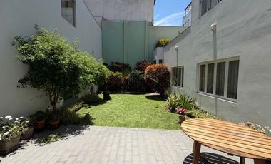 CASA EN VENTA EN MIRAFLORES COMO TERRENO