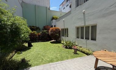 CASA EN VENTA EN MIRAFLORES COMO TERRENO