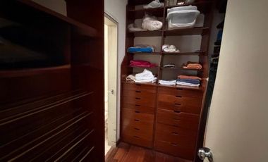 CASA EN VENTA EN MIRAFLORES COMO TERRENO