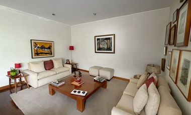 CASA EN VENTA EN MIRAFLORES COMO TERRENO