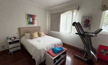 CASA EN VENTA EN MIRAFLORES COMO TERRENO