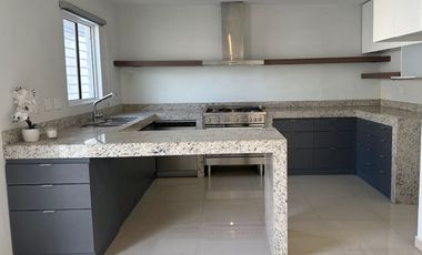 Executive Family Home for Rent – Apodaca Large Backyard | Gated Community | Pool | Near Industrial Parks & Airport