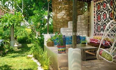 CANGGU - 3BR COLONIAL SANCTUARY WITH RICE FIELD VIEWS AND FLEXIBLE LEASE PERIOD