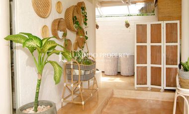 CANGGU - 3BR COLONIAL SANCTUARY WITH RICE FIELD VIEWS AND FLEXIBLE LEASE PERIOD