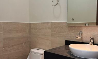 CASA EN VENTA SOLARES, ZONA REAL