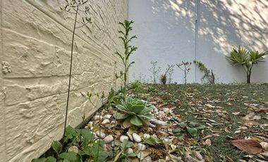 CASA EN VENTA SOLARES, ZONA REAL