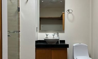 CASA EN VENTA SOLARES, ZONA REAL