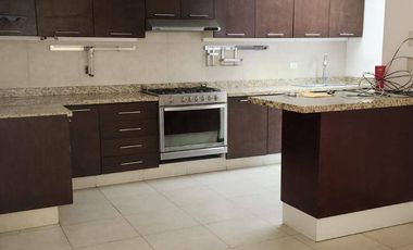 CASA EN RENTA EN LOMAS DE ANGELOPOLIS PUEBLA