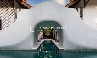 LEGIAN - TROPICAL OASIS 2 BEDROOM VILLA WITH BEACH PROXIMITY