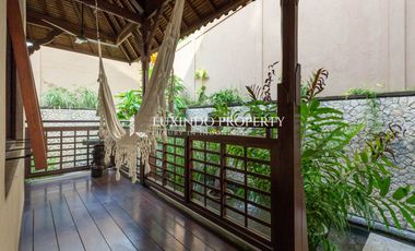 LEGIAN - TROPICAL OASIS 2 BEDROOM VILLA WITH BEACH PROXIMITY