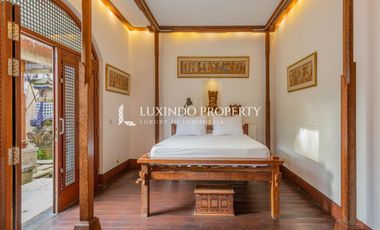 LEGIAN - TROPICAL OASIS 2 BEDROOM VILLA WITH BEACH PROXIMITY