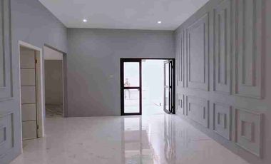 Rumah 1 Lantai SHM 3 Kamar luas 160m muat 2 mobil dekat MRT Lebak bulus