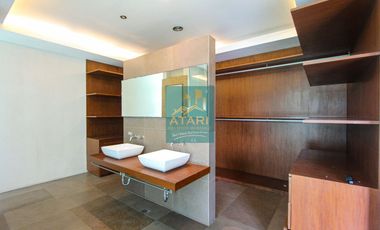 For Rent: Luxury 4-Bedroom Home with Pool in North Town Homes