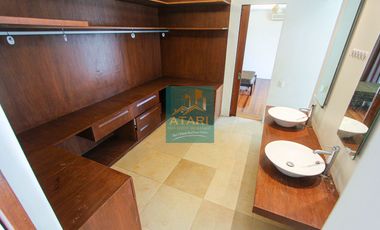 For Rent: Luxury 4-Bedroom Home with Pool in North Town Homes