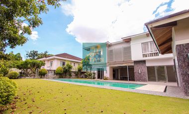 For Rent: Luxury 4-Bedroom Home with Pool in North Town Homes