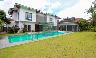 For Rent: Luxury 4-Bedroom Home with Pool in North Town Homes