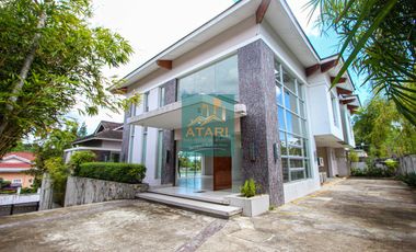 For Rent: Luxury 4-Bedroom Home with Pool in North Town Homes