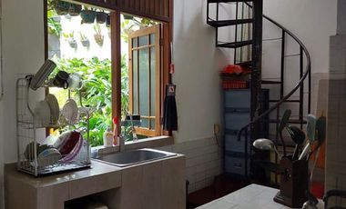 Dijual rumah tinggal Ideal untuk hunian keluarga besar, lokasi strategis dekat dengan XT Square (±350 m), Taman Legawong, lokasi pandeyan yogyakarta