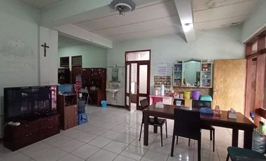 DIJUAL Rumah Luas & Potensial di Kawasan Strategis Pusat Kota Dekat Bandara Bandung