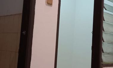 Rumah Sewa Taman Royal Tangerang 4KT 1,5 Lantai Baru Renovasi Strategis