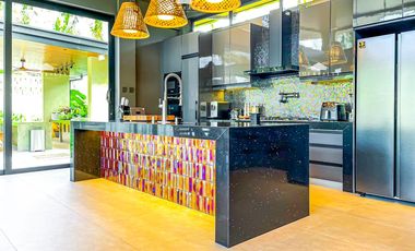 For Sale: Brand New 5-Bedroom 5BR House and Lot in Cavite at Tagaytay Luxury Resthouse