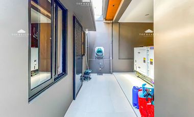 For Sale: Brand New 5-Bedroom 5BR House and Lot in Cavite at Tagaytay Luxury Resthouse