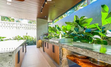 For Sale: Brand New 5-Bedroom 5BR House and Lot in Cavite at Tagaytay Luxury Resthouse