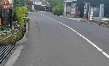 jual tempat usaha belakang uns jebres solo