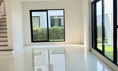 For sale: 2-storey detached house at The City Pattanakarn, a quality project by AP Thailand. Land size 66.5 sq.wah, usable area 262 sq.m.