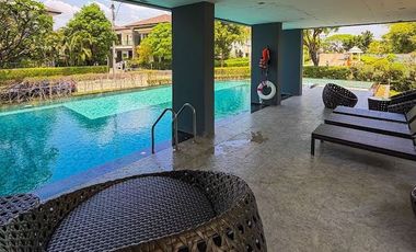 For sale: 2-storey detached house at The City Pattanakarn, a quality project by AP Thailand. Land size 66.5 sq.wah, usable area 262 sq.m.