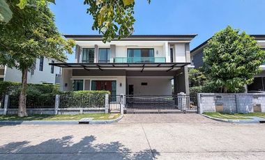 For sale: 2-storey detached house at The City Pattanakarn, a quality project by AP Thailand. Land size 66.5 sq.wah, usable area 262 sq.m.