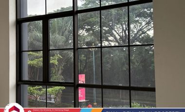 Sewa Ruko baru gandeng 2 Unit 3 Lantai,Parkir Luas Bangunan Baru Lokasi Strategis Di Metland Menteng Cakung Jakarta Timur
