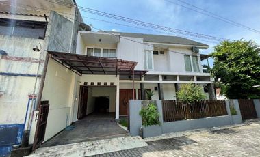 RUMAH DIJUAL JOGJA FURNISHED SHM DEKAT KAMPUS UPN DAN STIE YKPN DI SETURAN SLEMAN YOGYAKARTA