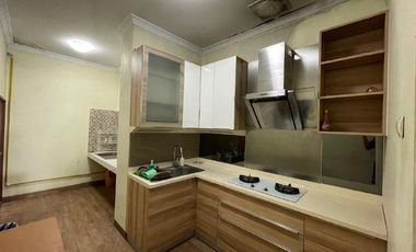 RUMAH DIJUAL JOGJA FURNISHED SHM DEKAT KAMPUS UPN DAN STIE YKPN DI SETURAN SLEMAN YOGYAKARTA