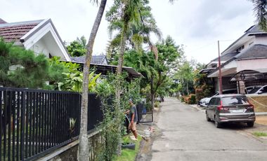 Harus terjual hari ini nego sampai jadi Dijual cepat rumah di kawasan Sentul City dengan lokasi sangat strategis Dekat Taman Budaya